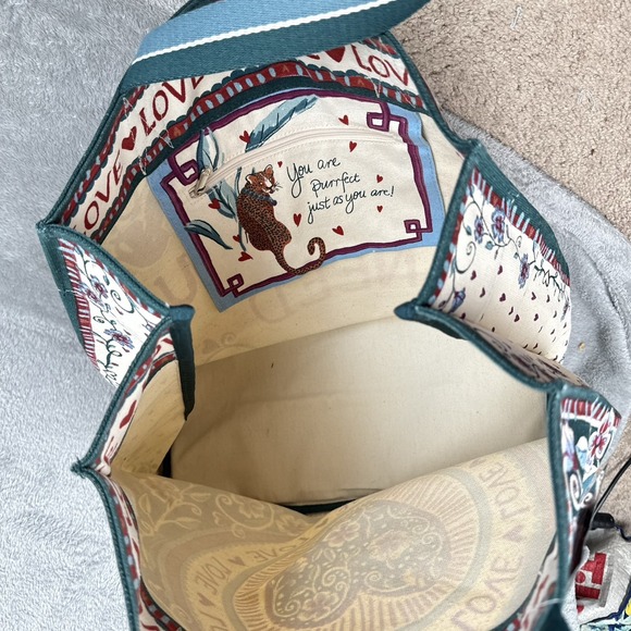 Brighton Canvas Bag 14"x15" Love Is All You Need Bella Tile Tote Floral NWT - Picture 8 of 11